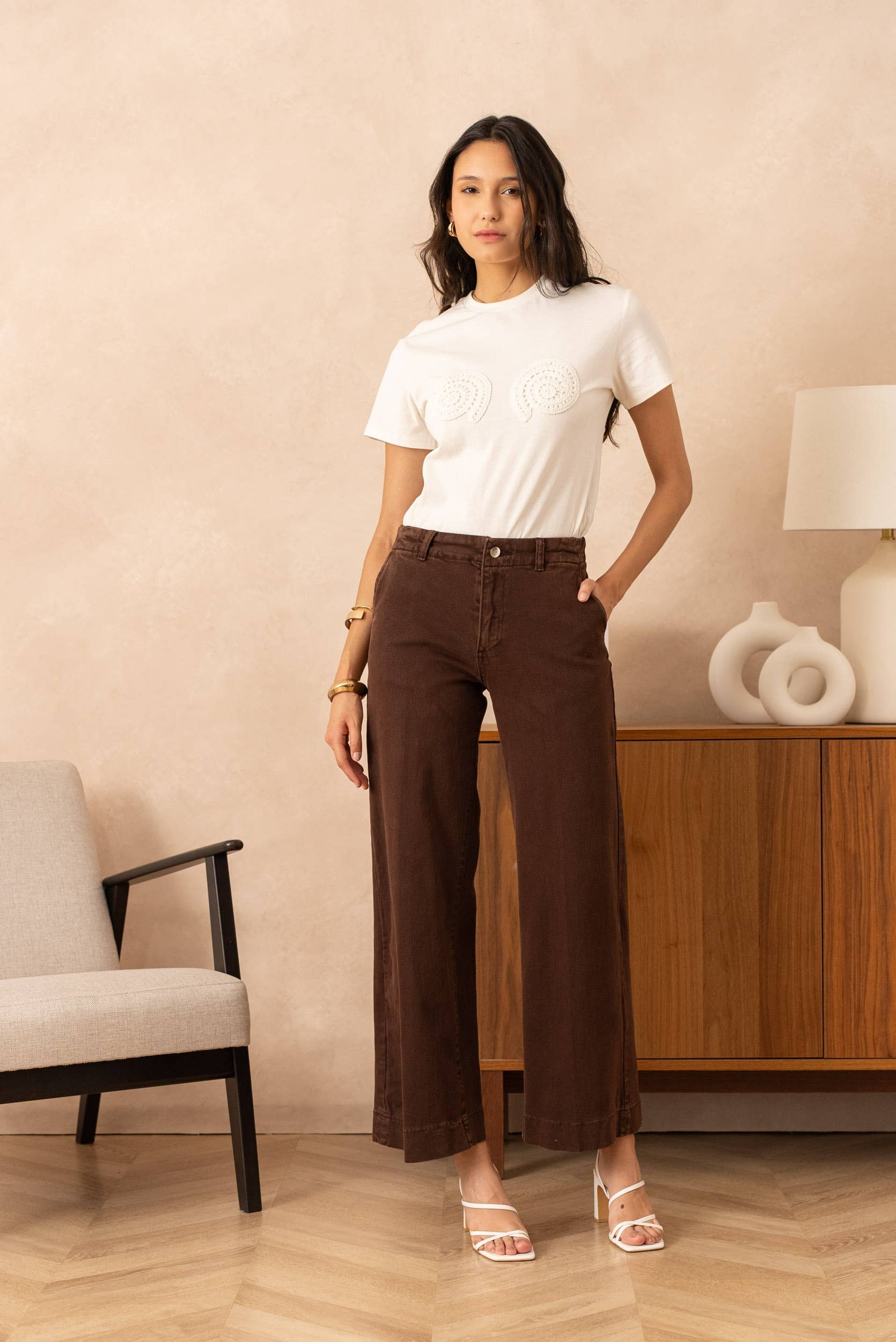 Vivid - Wholesale Jeans - Women's - Wide-leg jeans with front pleats21