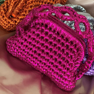 SIBYLLADELPHICA - Wholesale Clutch Bag - Women's - Mini Metallic Gold Crochet Clutch Bag - Persefoni4