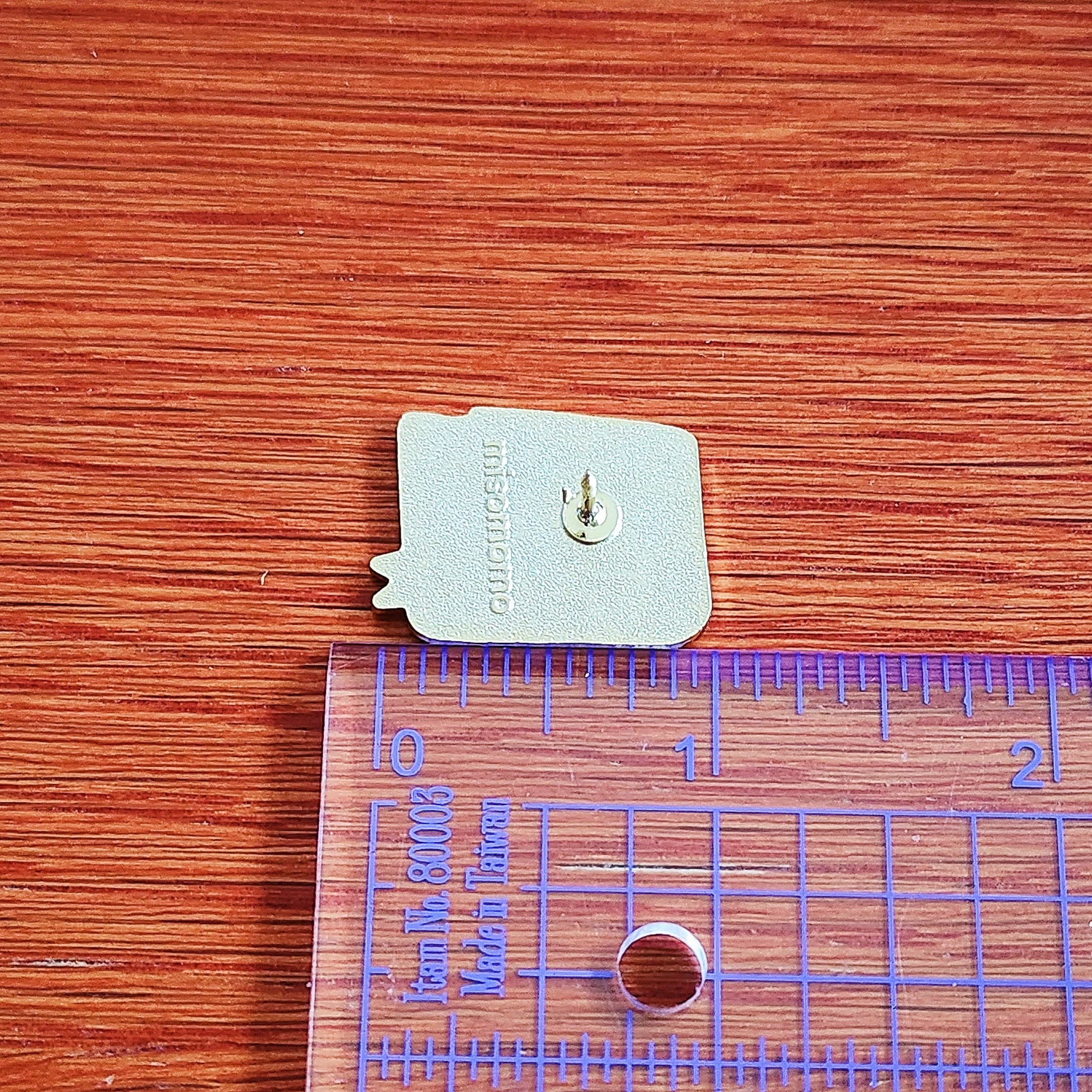 misomomo – wholesale Nål och knapp för kavajslag – Pronomen Book Pin - de/han1