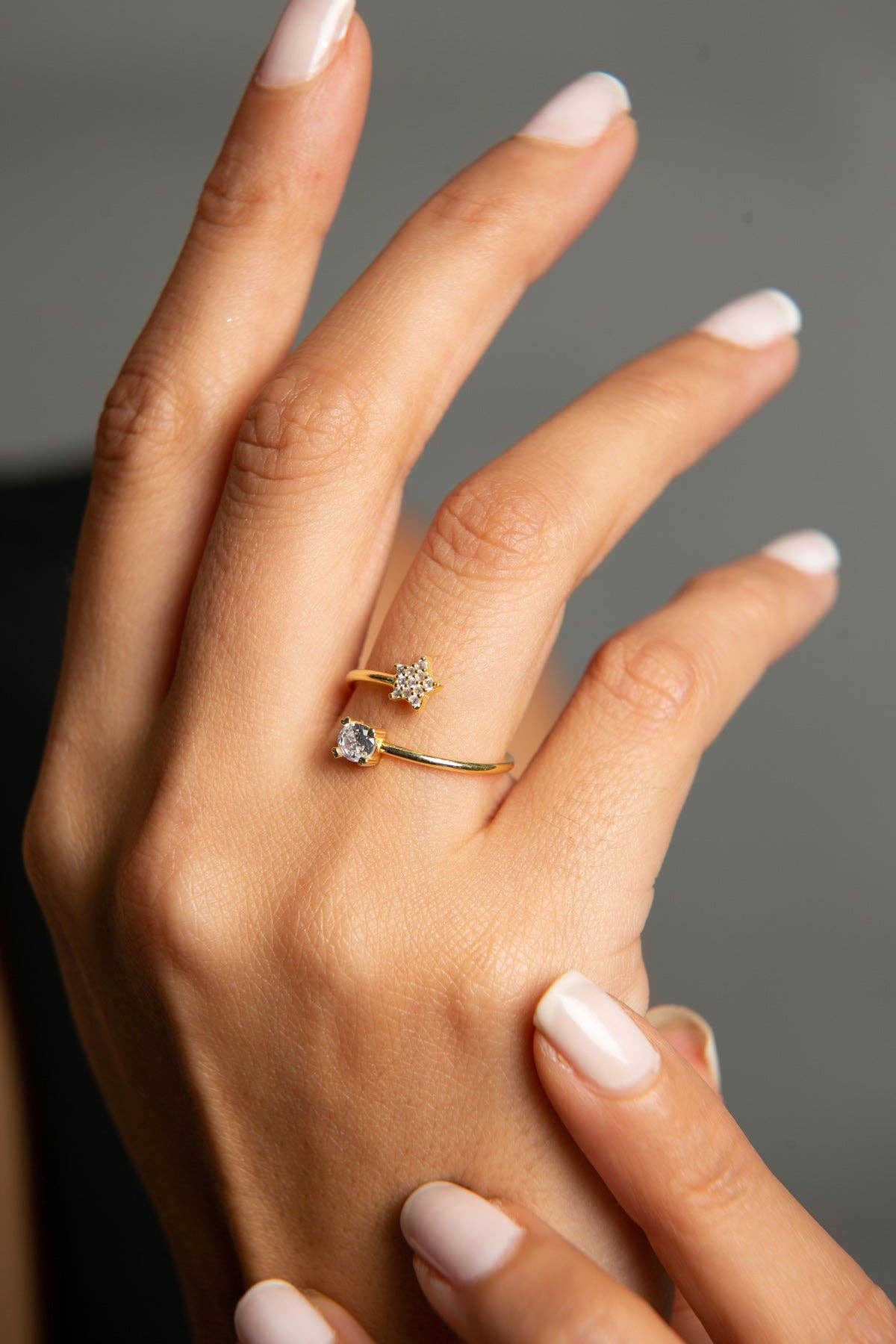 Volenia Silver - Wholesale Multi-Stone Ring - Women's 925 Sterling Silver Star Detailed Multi Ring1