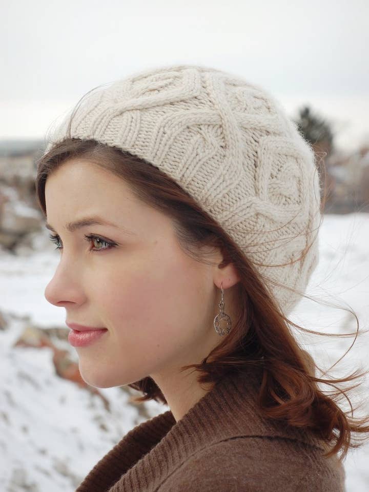 Motif de tricot Winter Trails pour la vente par NNK Press