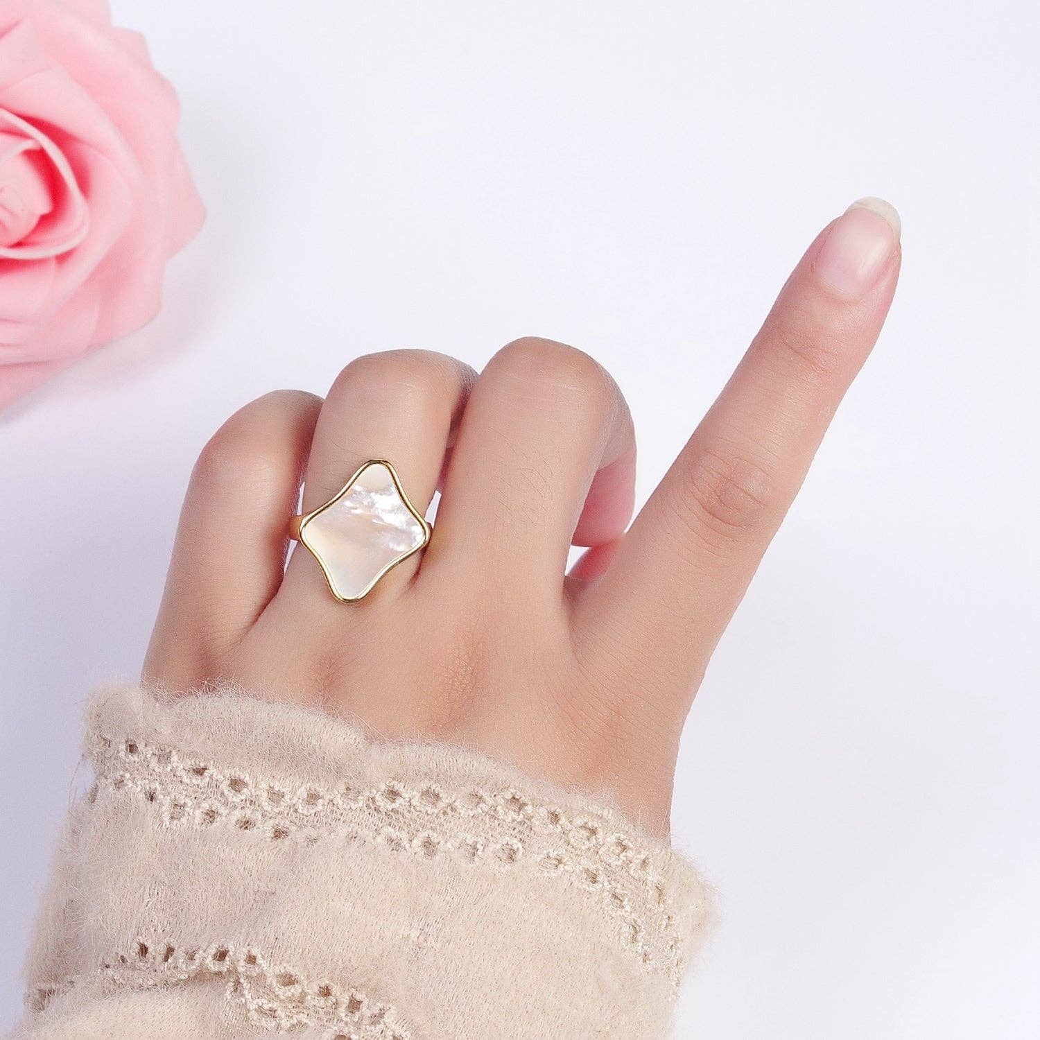 Aim Eternal - Wholesale Cocktail/Statement Ring - GoldFilled Pearl Shell Abstract Rhombus Quatrefoil Open Ring4