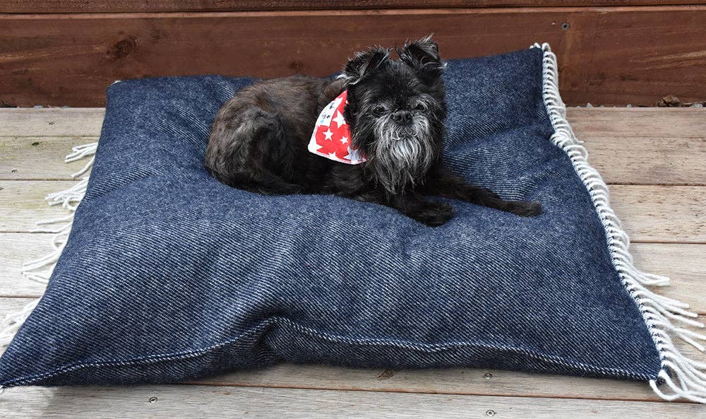 Mr. Soft Top - Wholesale Pet bed – Dog - Dark Navy 100% Lambswool Luxury Dog Bed