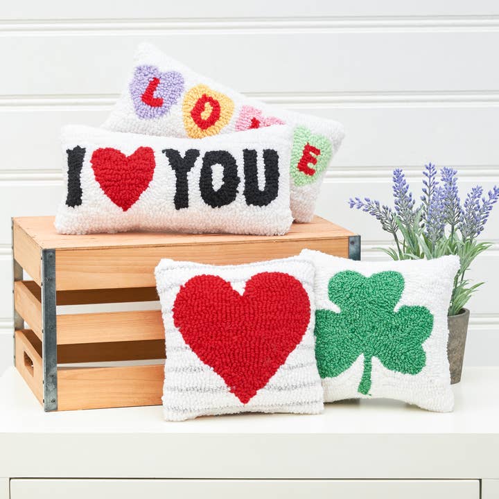 C&F Home - Vente Coussin lombaire - Coussin I Heart You pour la Saint-Valentin2