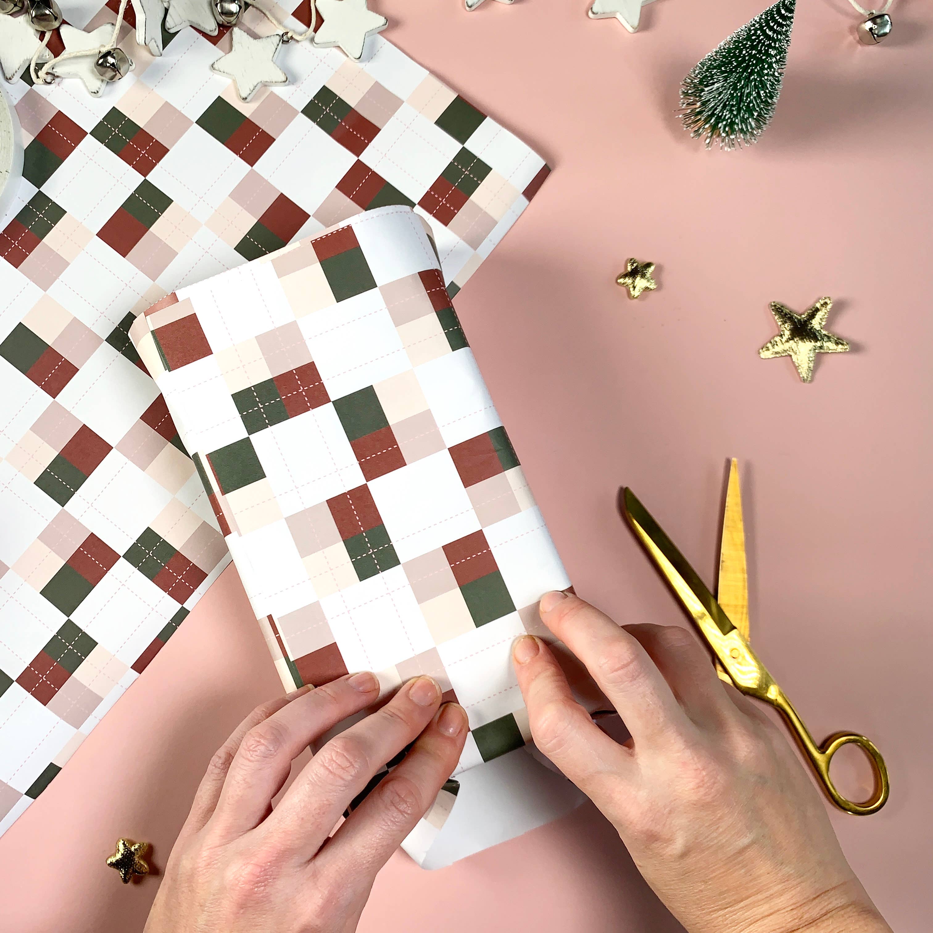 Pixel & Bloom - Wholesale Wrapping Paper Roll - Wrapping Paper / Gift Wrap - Cosy Checks2