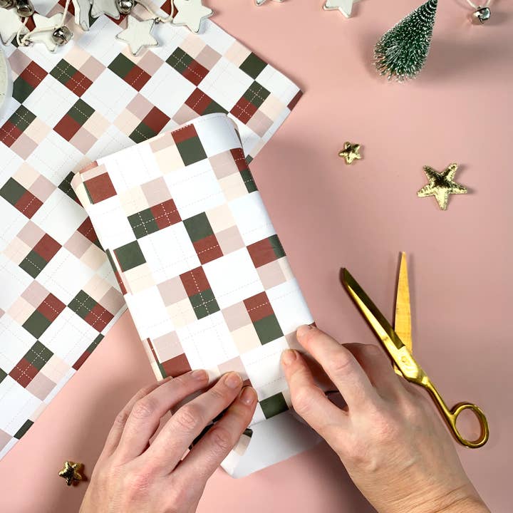 Pixel & Bloom - Wholesale Wrapping Paper Roll - Wrapping Paper / Gift Wrap - Cosy Checks2