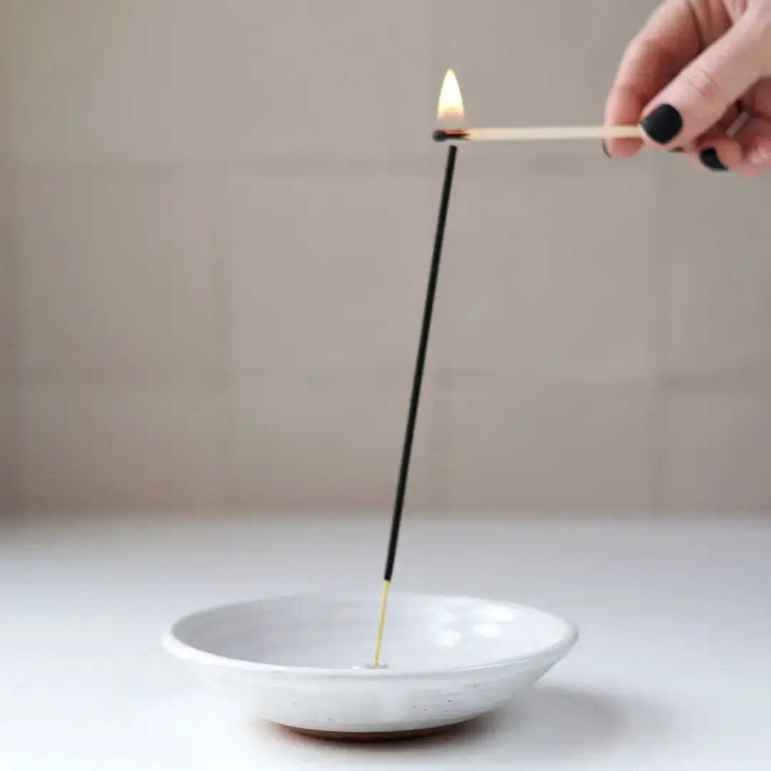 Gravesco Pottery - Vente Porte-encens - Brûleur d'encens en poterie artisanale moderne, 4 couleurs5