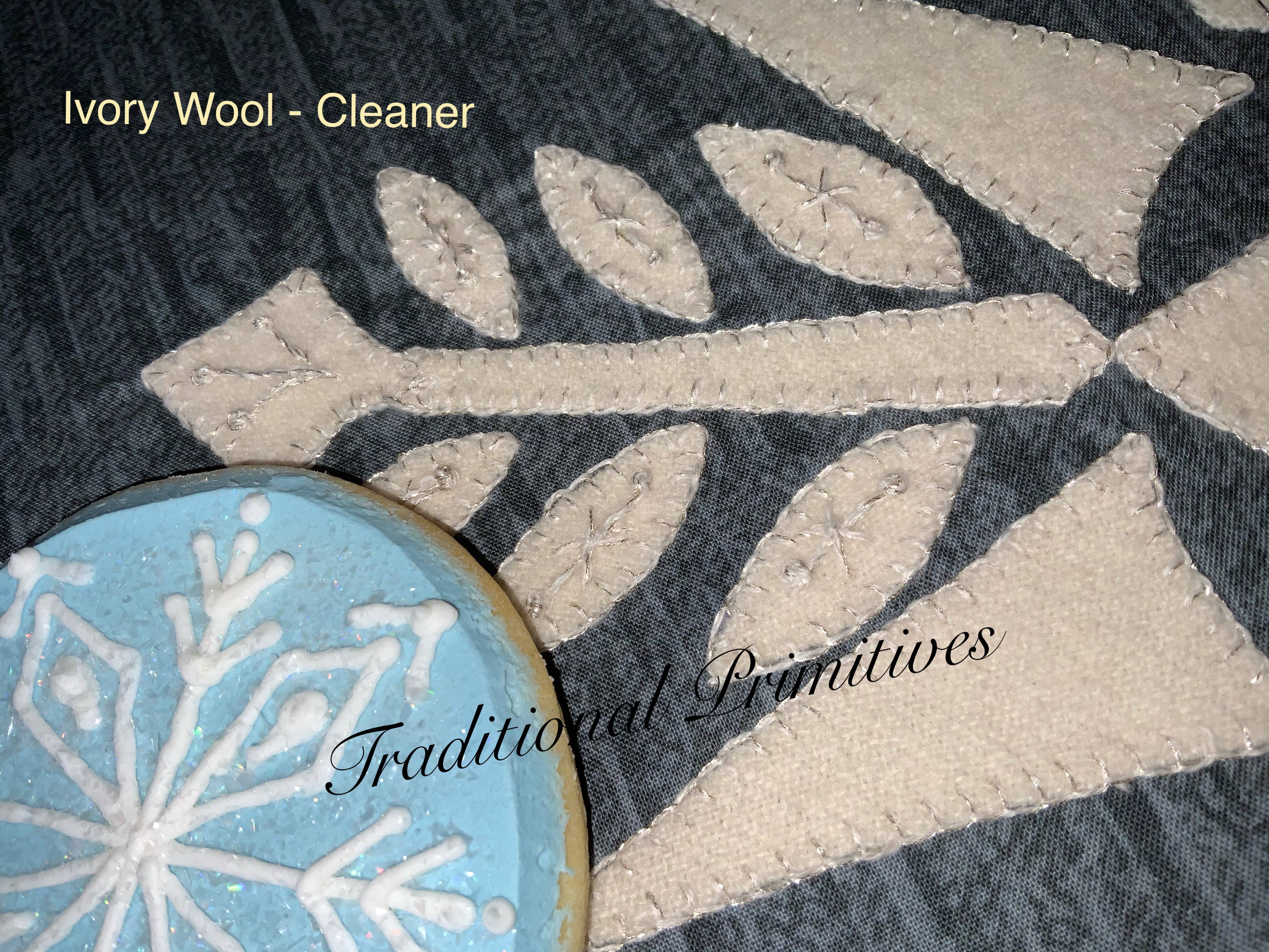 Traditional Primitives - Wholesale Craft Sewing Kit - Sugar Cookie Snowflakes Wool Applique Pattern5