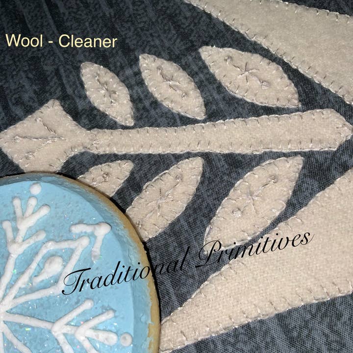 Traditional Primitives - Wholesale Craft Sewing Kit - Sugar Cookie Snowflakes Wool Applique Pattern5