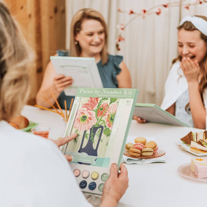 Elle Crée (She Creates) - Wholesale DIY craft kit - Poppies in Vase Paint-by-Number Kit3