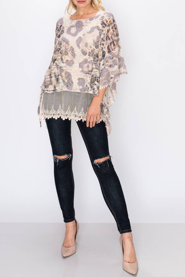 PT Leopard Aufwendig gehäkeltes Poncho-Top mit geometrischen Stickdetails -1139 NAT/LEOPARD für den Großhandel auf Faire