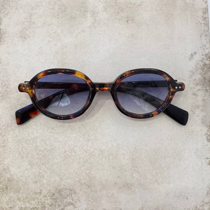 Cassette Barcelona - Wholesale Sunglasses - Unisex - Naughty Bird UV400 Unisex SunglassesÂ