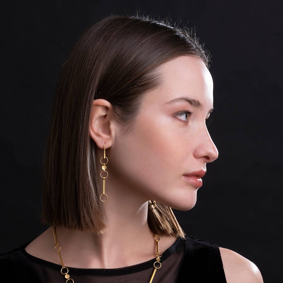 C.KARAKALPAKI - Wholesale Dangle Earrings - Lici Earrings Short Gold1