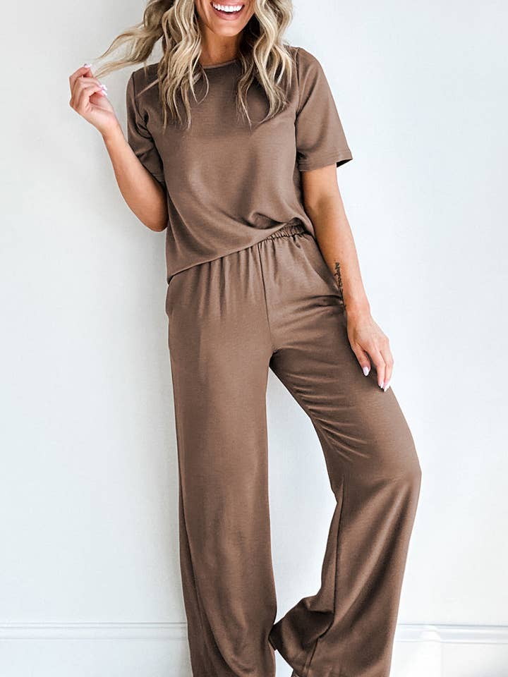 Conjunto de T-shirt de cor sólida e calças de perna larga por atacado de EG fashion