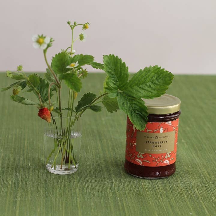 England Preserves – wholesale Jam/jelly – STRAWBERRY DAYS - LOW-SUGAR STRAWBERRY JAM1