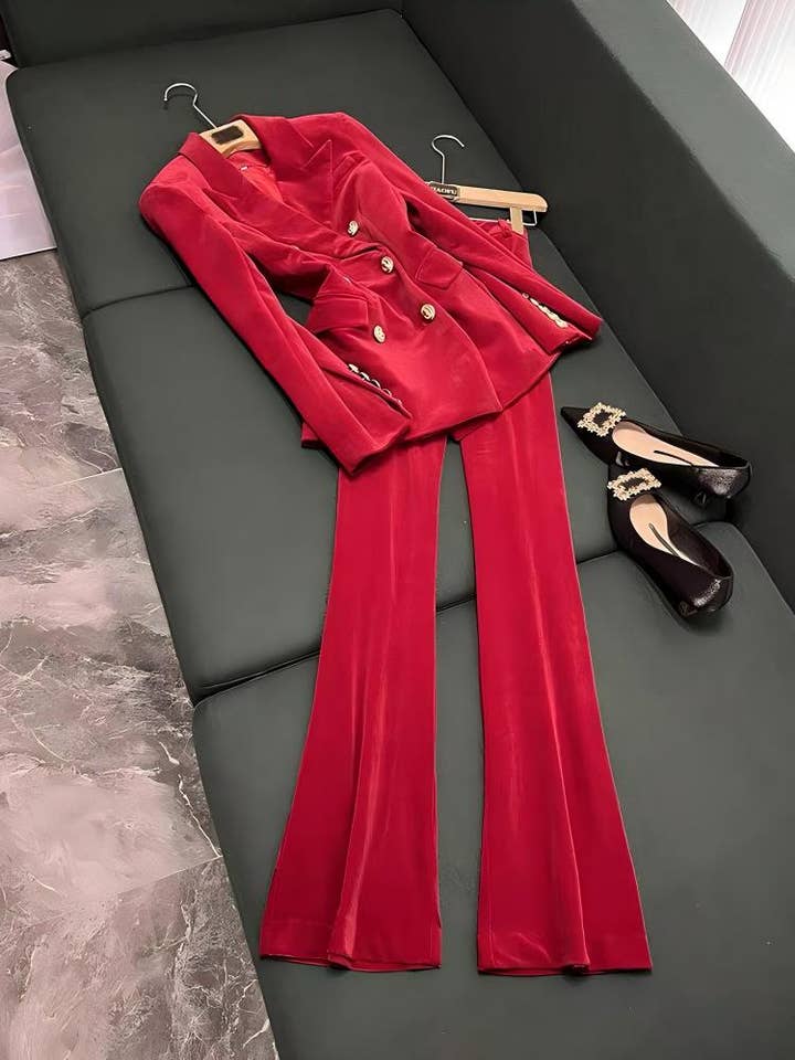 Sanyao Fashion – Engroshandel Habitter – til kvinder – SY517Y Fløjl Skræddersyet Jakkesæt til Kvinder – Blazer & Bukser