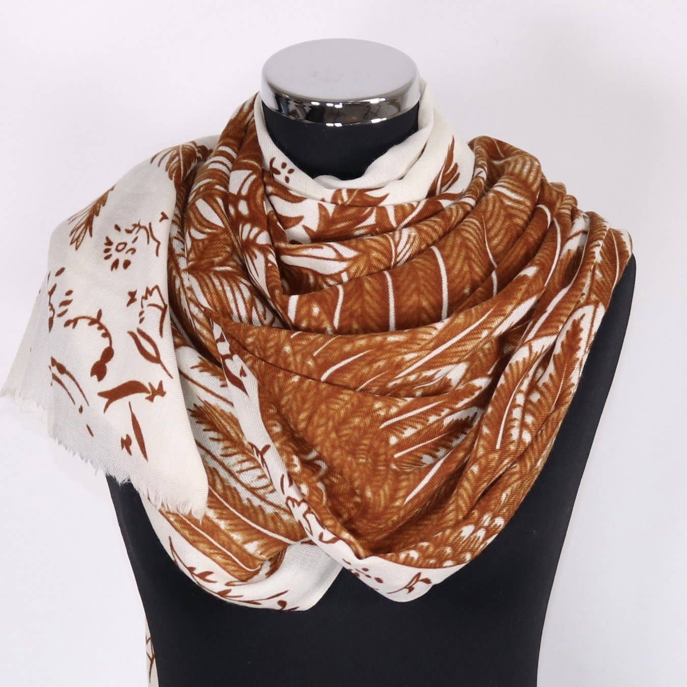 Tivello - Wholesale Scarf - Women's - Roxy Cashmere Scarf2