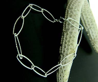 Sosie Designs - Wholesale Link & Chain Bracelet - Silver Oval Diamond Cut Bracelet1