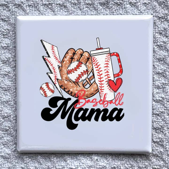 Calamita Sportiva Baseball Mama 5x5 cm - Decorazione per Frigorifero Fatta a Mano per la vendita all'ingrosso da parte di Made With Aloha Magnets,llc
