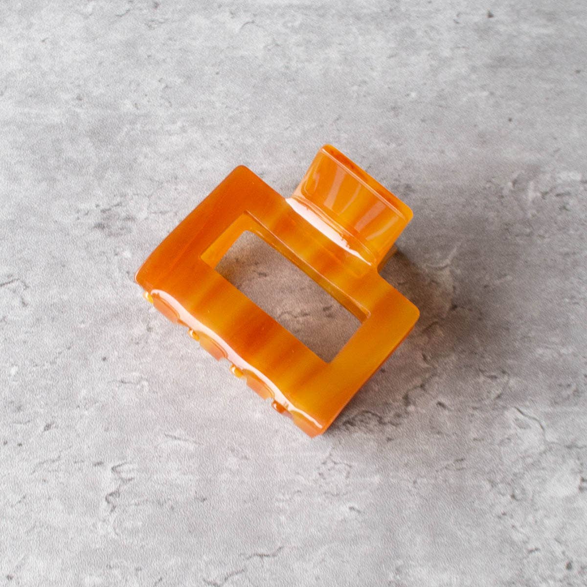 Tiepology – Engroshandel Hårspænde - Dame – Eco Kylie hårklemme i celluloseacetat1