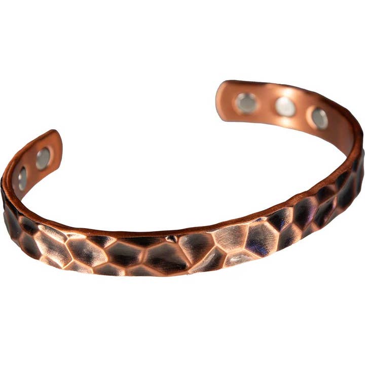 Kheops International – Großhandel Manschettenarmband – Magnetisches Kupferarmband — gehämmert — Antikes Kupfer