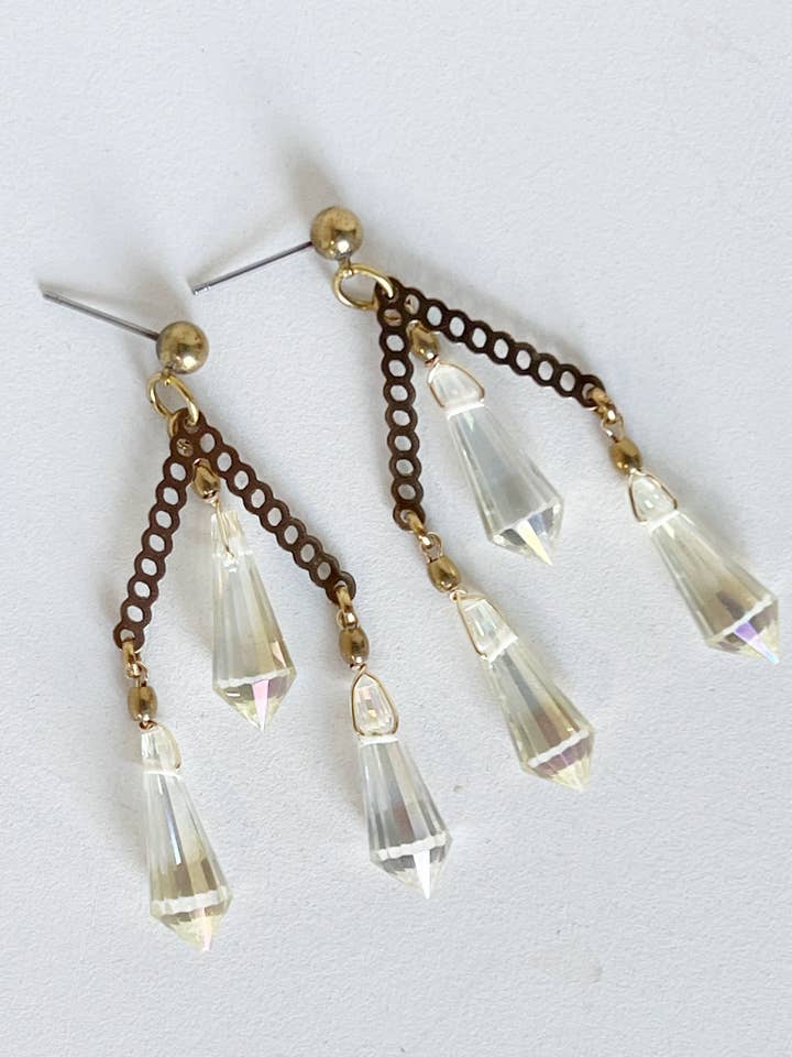 Bodega Ohrhänger mit drei Kristallen für den Großhandel von Bou Cou