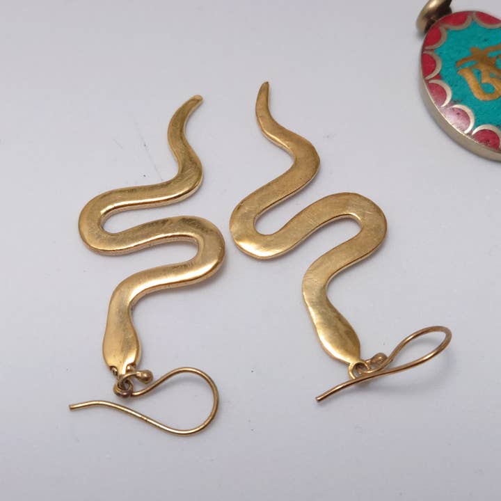 Tenzing Collections - Wholesale Dangle Earrings - Snake Earrings, Golden and Silver9