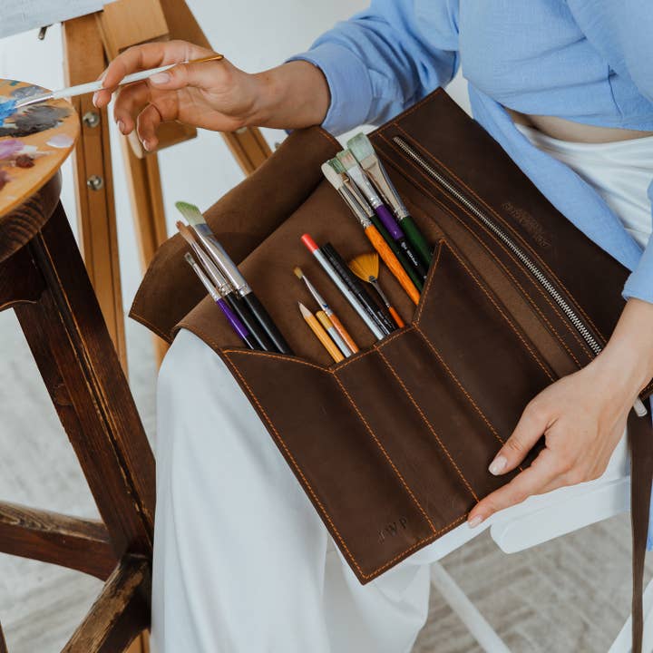 Kwastenrol, Pennenzak, Gepersonaliseerd Cadeau, Kunstenaarsrol voor wholesale door Pol Leather Studio