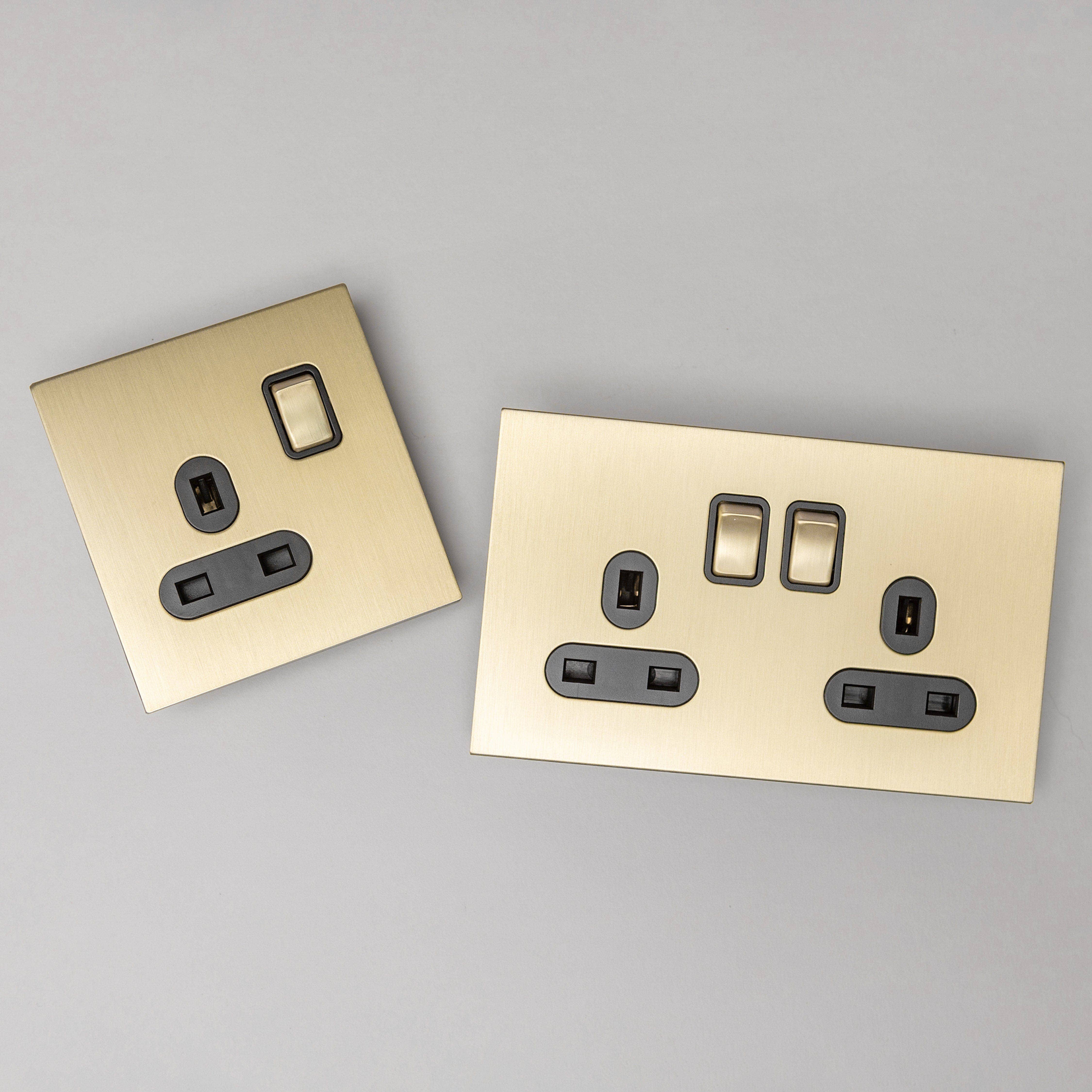 Brass bee – wholesale Light switch cover/plate – Satin Brass Switches and Sockets - J Series25
