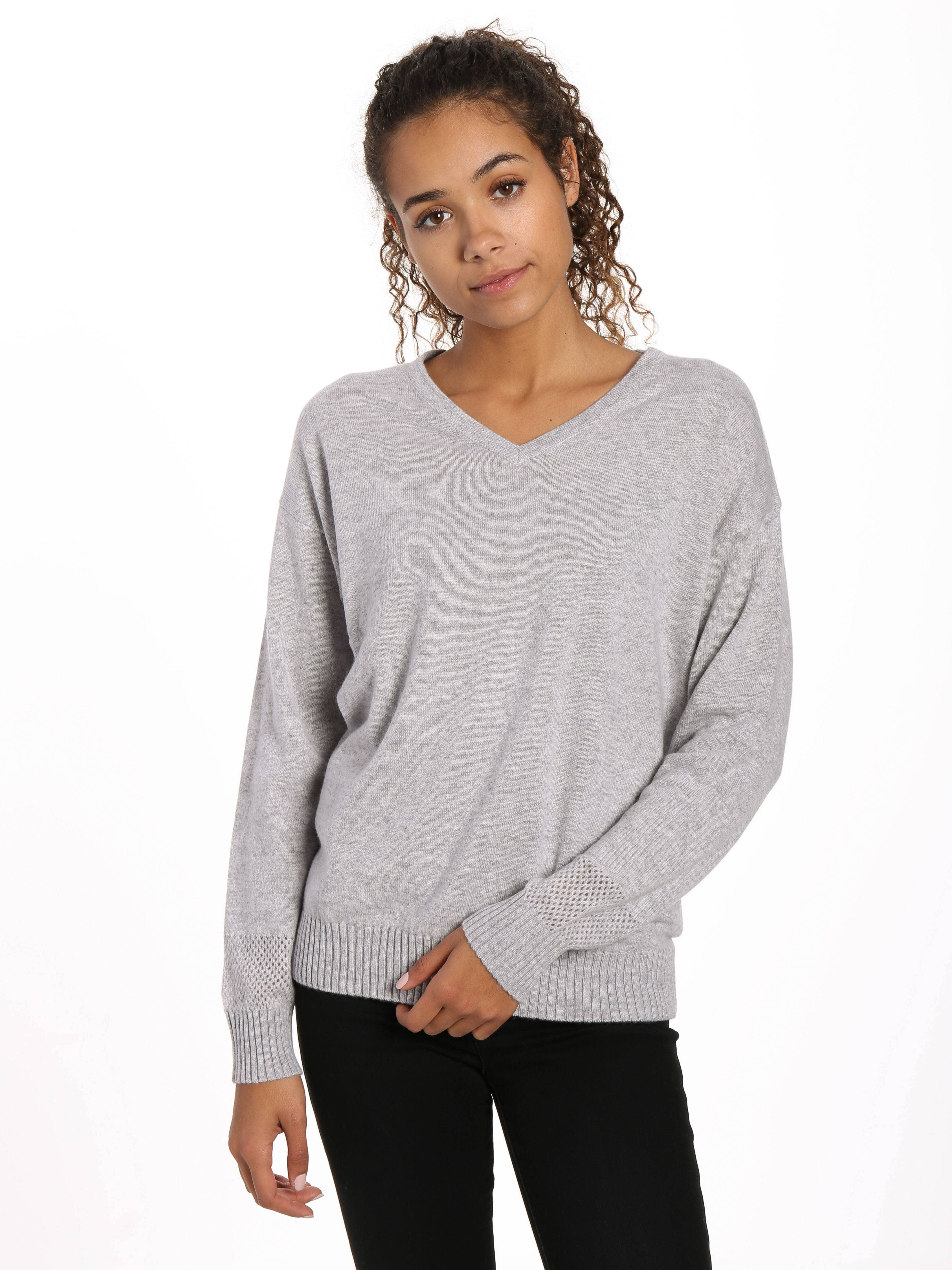Noble Mount – Großhandel Strickpullover – Damen – Zainuno Moizni Damen-Pullover mit V-Ausschnitt aus 100% Kaschmir11
