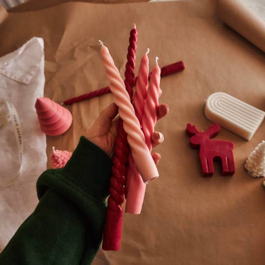 Noord Candles – wholesale Avsmalnande ljus – SPIRAL PELARE LJUS - AVSMALNANDE MIDDAG LJUS3