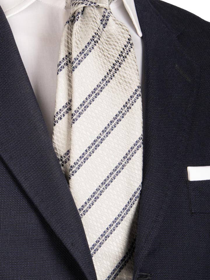 Gravata Regimental de Cerimónia de Seda Cinza Prateado com Riscas Azuis CY6685 por atacado de Graffeo Cravatte