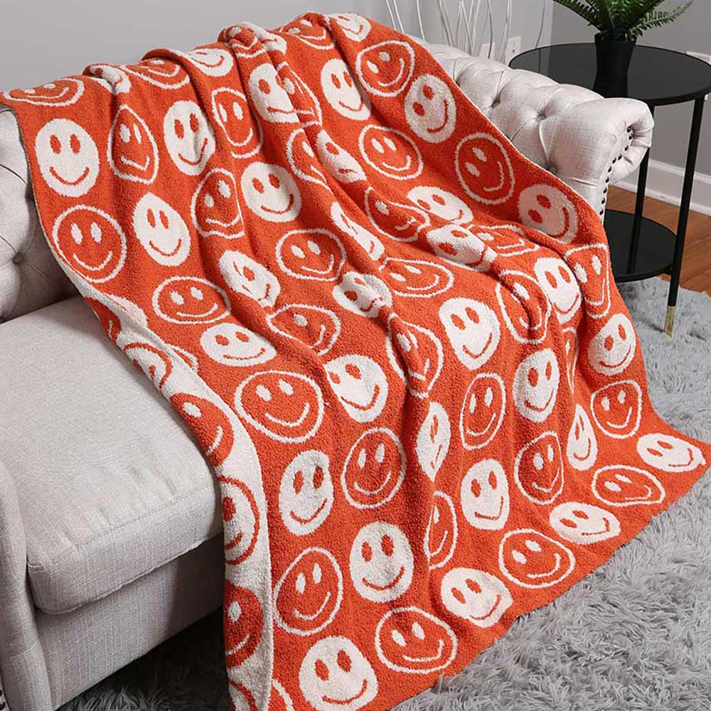 Sensibling Corp. - Wholesale Throw Blanket - SMILE PATTERNED REVERSIBLE Throw Blanket10