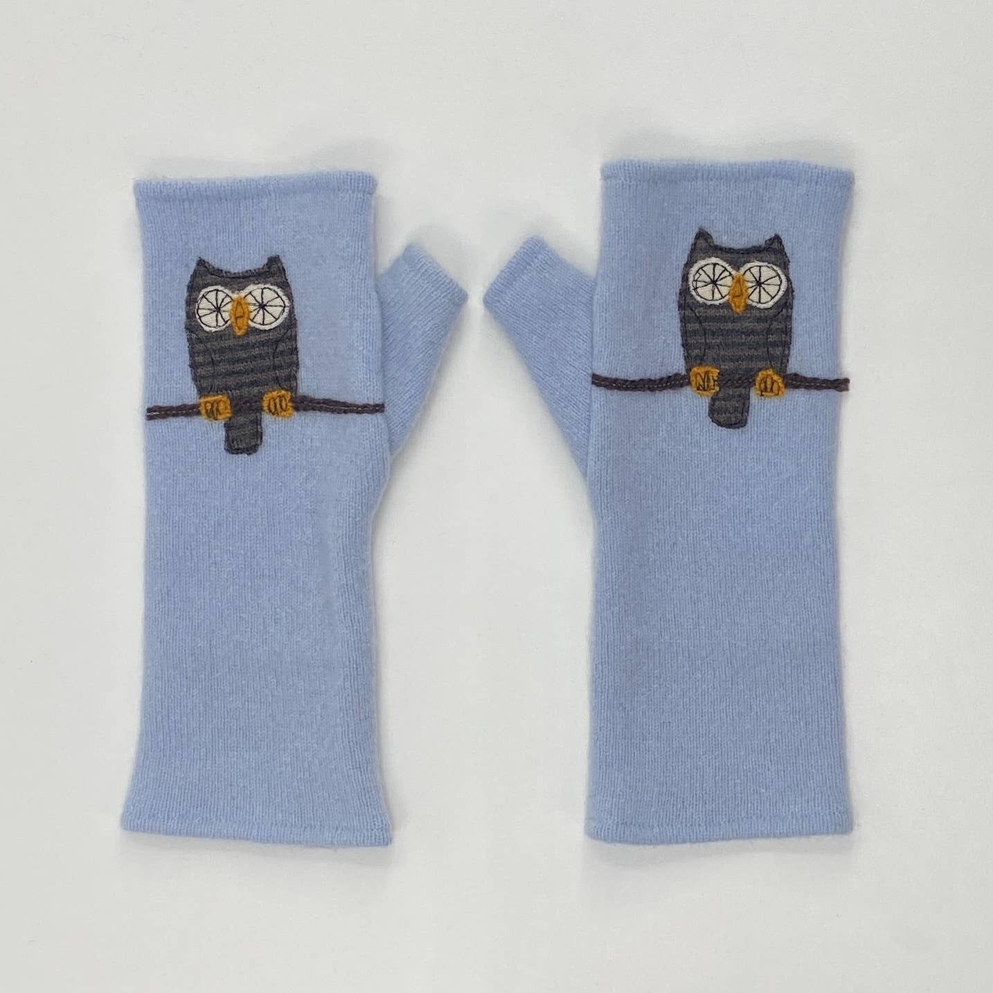 Sardine Clothing Co. - Wholesale Gloves - Women's - Fingerless Cashmere Gloves-Owl10
