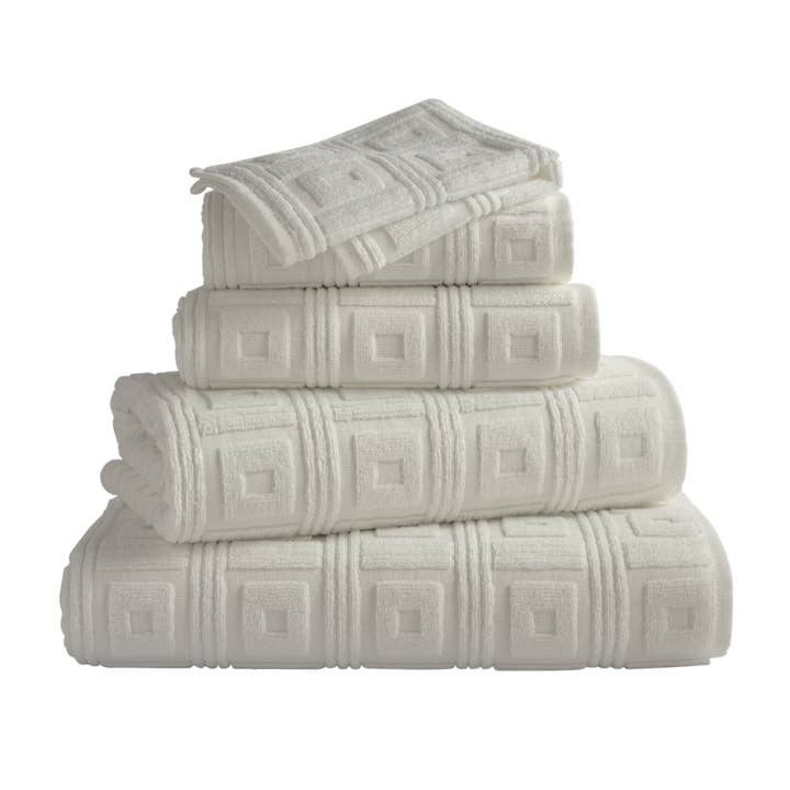 Astoria Towels White for wholesale on Faire