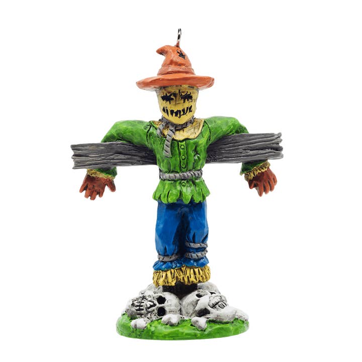 Straw Man Decorative Figurine with Skulls for wholesale by Horrornaments