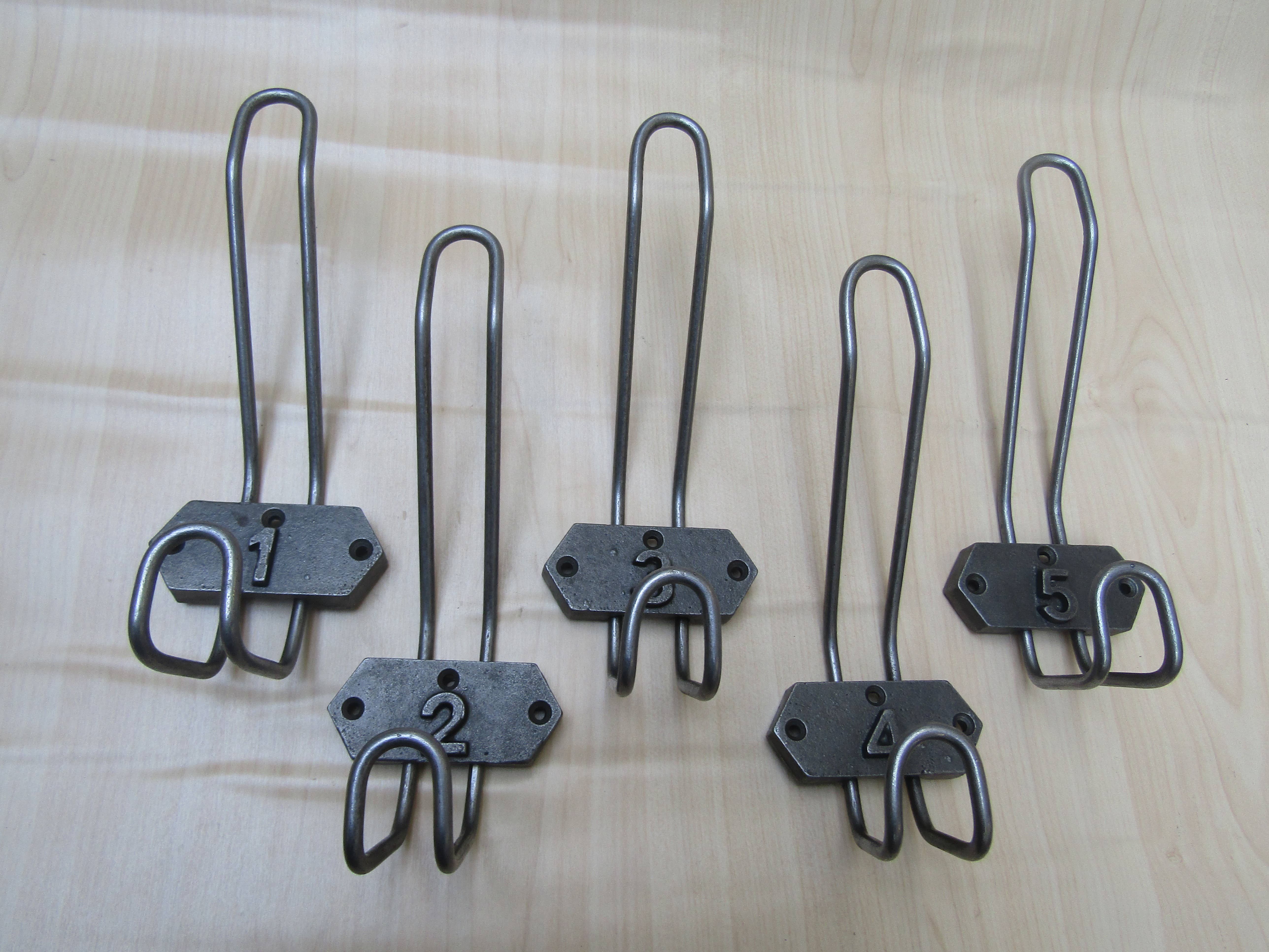 Pack Of 5 Numbered Wire Industrial School Coat Hooks