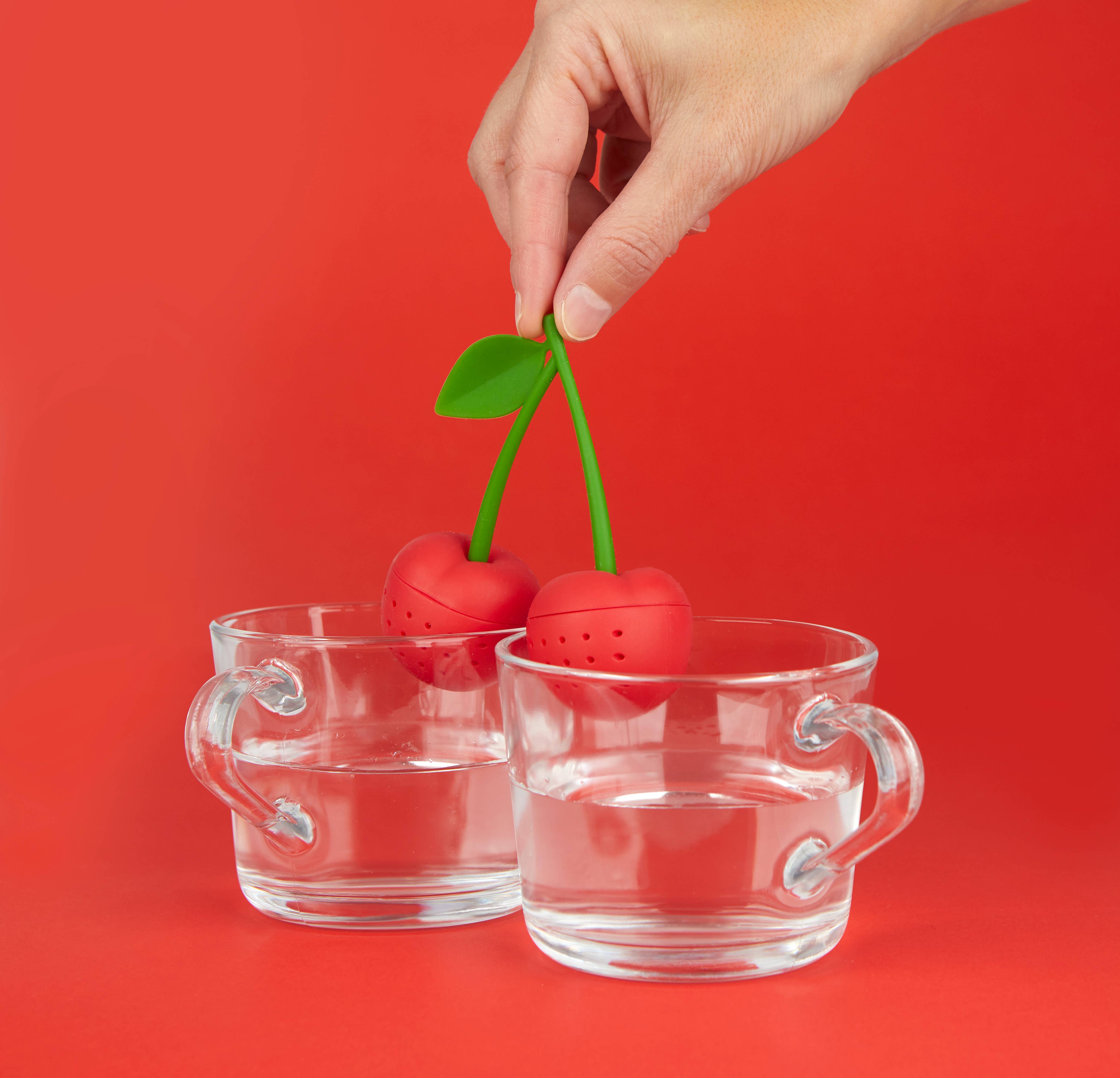 Balvi - Wholesale Tea Strainer/Infuser - Cherry red double tea infuser silicone3