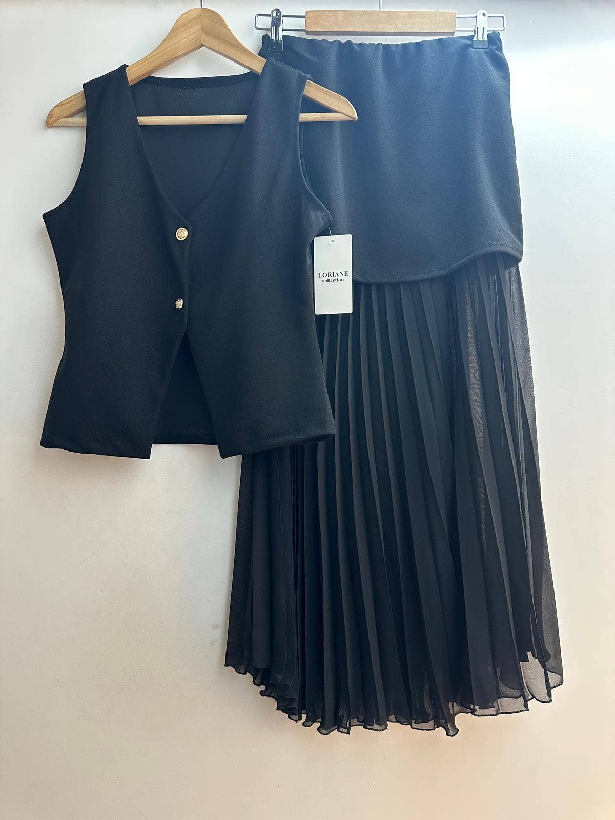 LORIANE – wholesale Top & skirt set – Women's – 10030E Solid color set with vest and skirt6