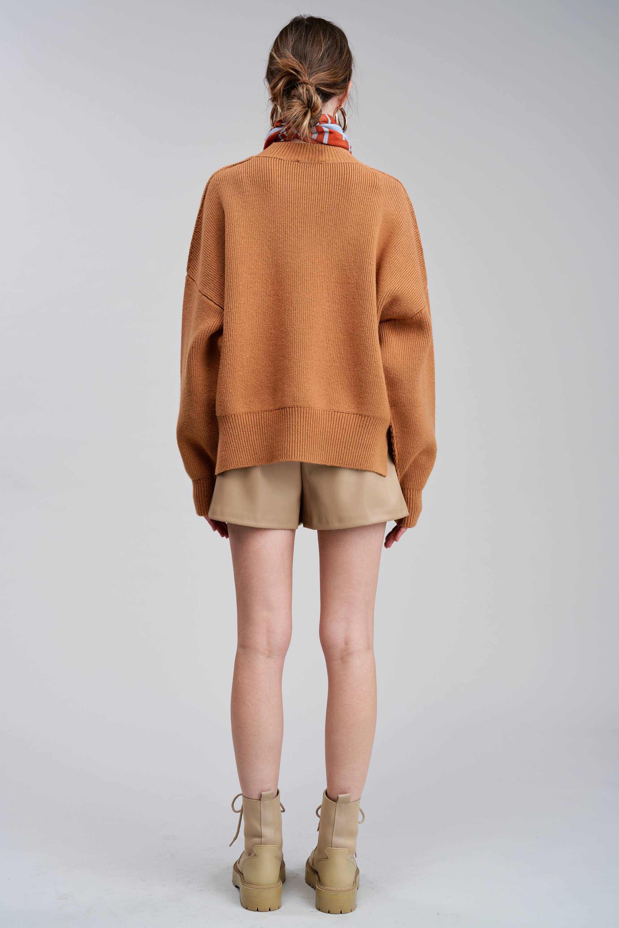 FLAT WHITE – wholesale Pullovertröja - Dam – Geneva Crewneck Tröja Pullover2