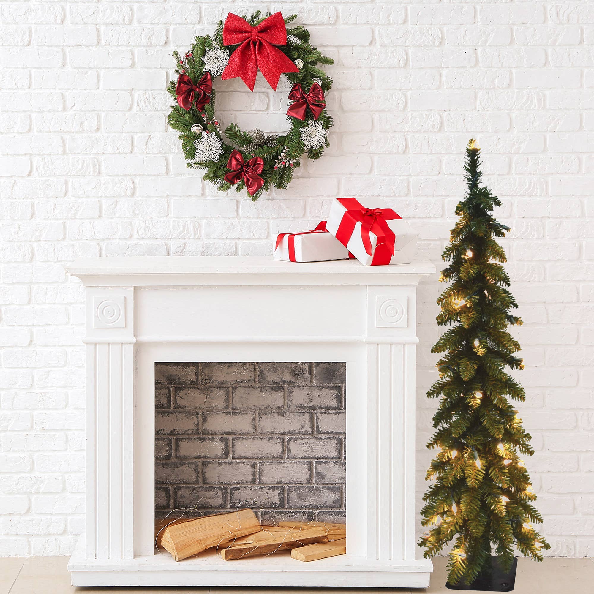 Santa’s Workshop Inc. - Wholesale Artificial Christmas Tree - 5' Pencil Slim, 105 UL Lights4