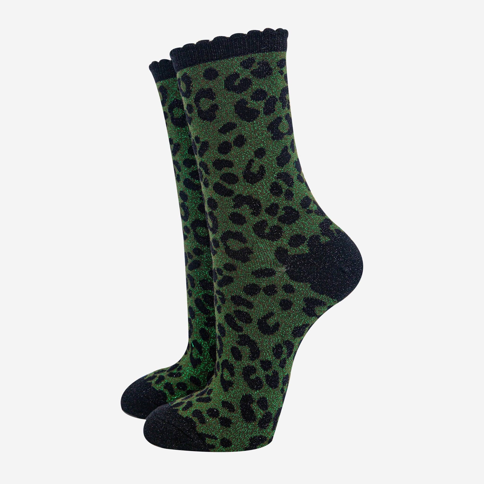 Sock Talk – wholesale Strumpor - Dam – Damstrumpor i khaki med leopardmönster och glitter0