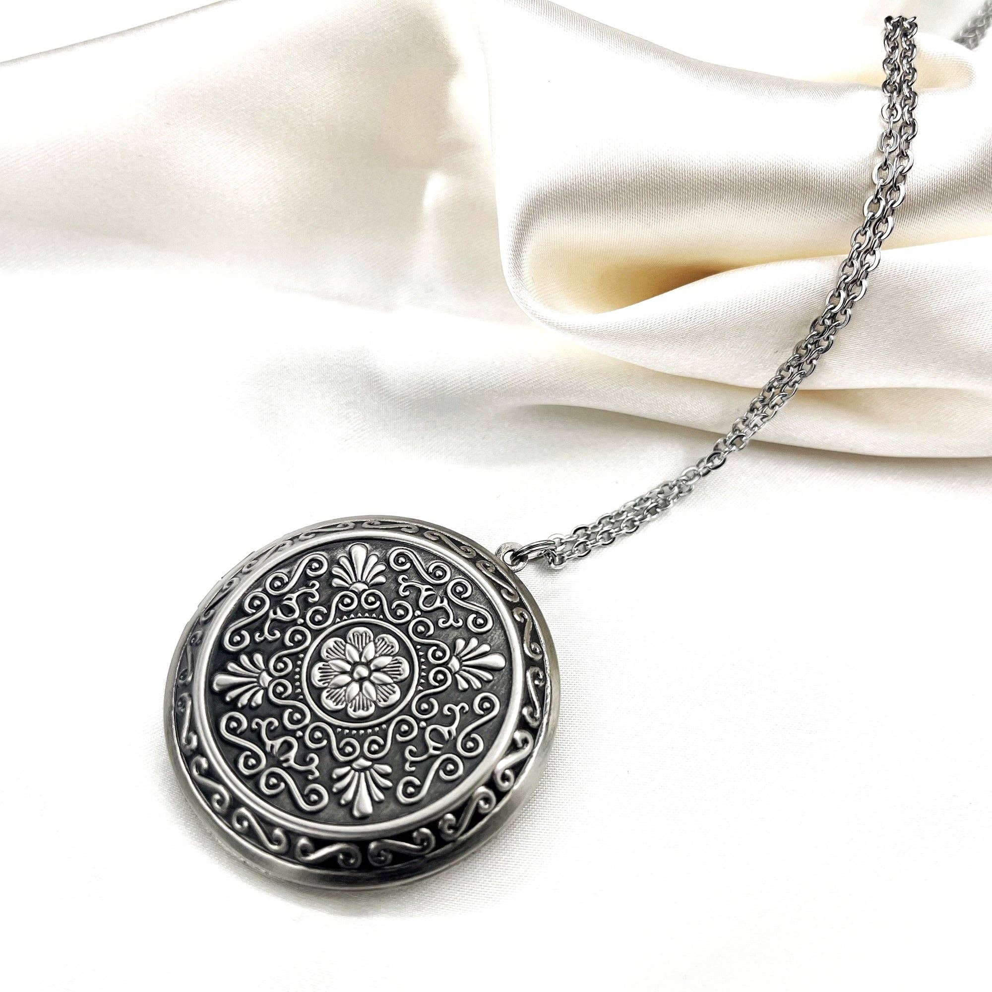 MadamLili - Wholesale Halskettinghanger - GEPERSONALISEERDE FOTOMEDAILLON KETTING MET FOTOSERVICE7