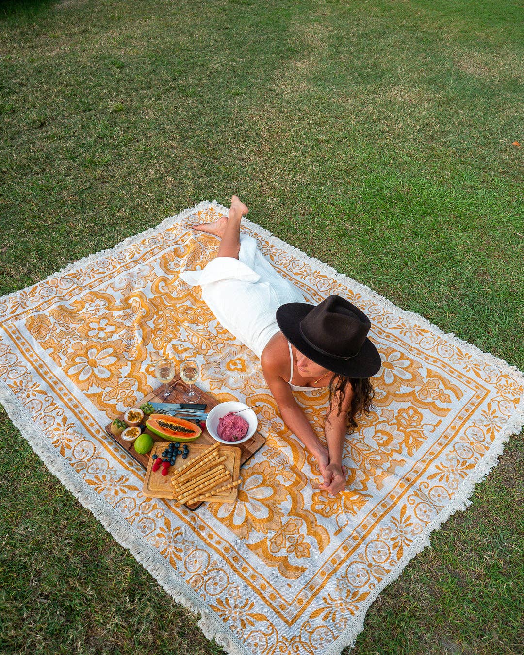 Sunni Scenes - Wholesale Area Rug - Sunset - Picnic Beach Throw Rug - XL4