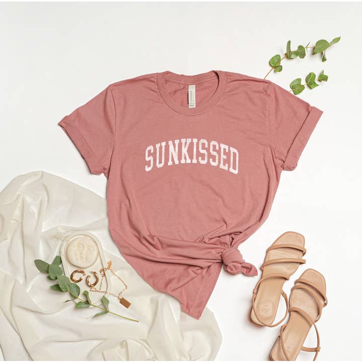 OAT COLLECTIVE – T-shirt estampada - Mulher por atacado – Camiseta gráfica SUNKISSED7
