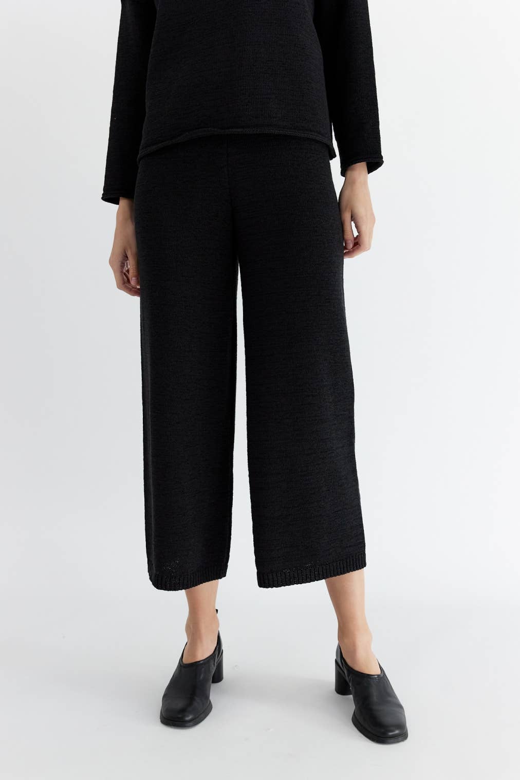 MOD REF - Wholesale Pants - Women's - The Zoe Pants | Knit Culotte Pants2