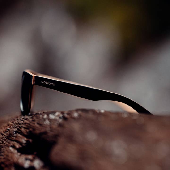 GOWOOD - Wholesale Sunglasses - Unisex - Canadian Black Maple Sunglasses with Black Polarized Lenses7