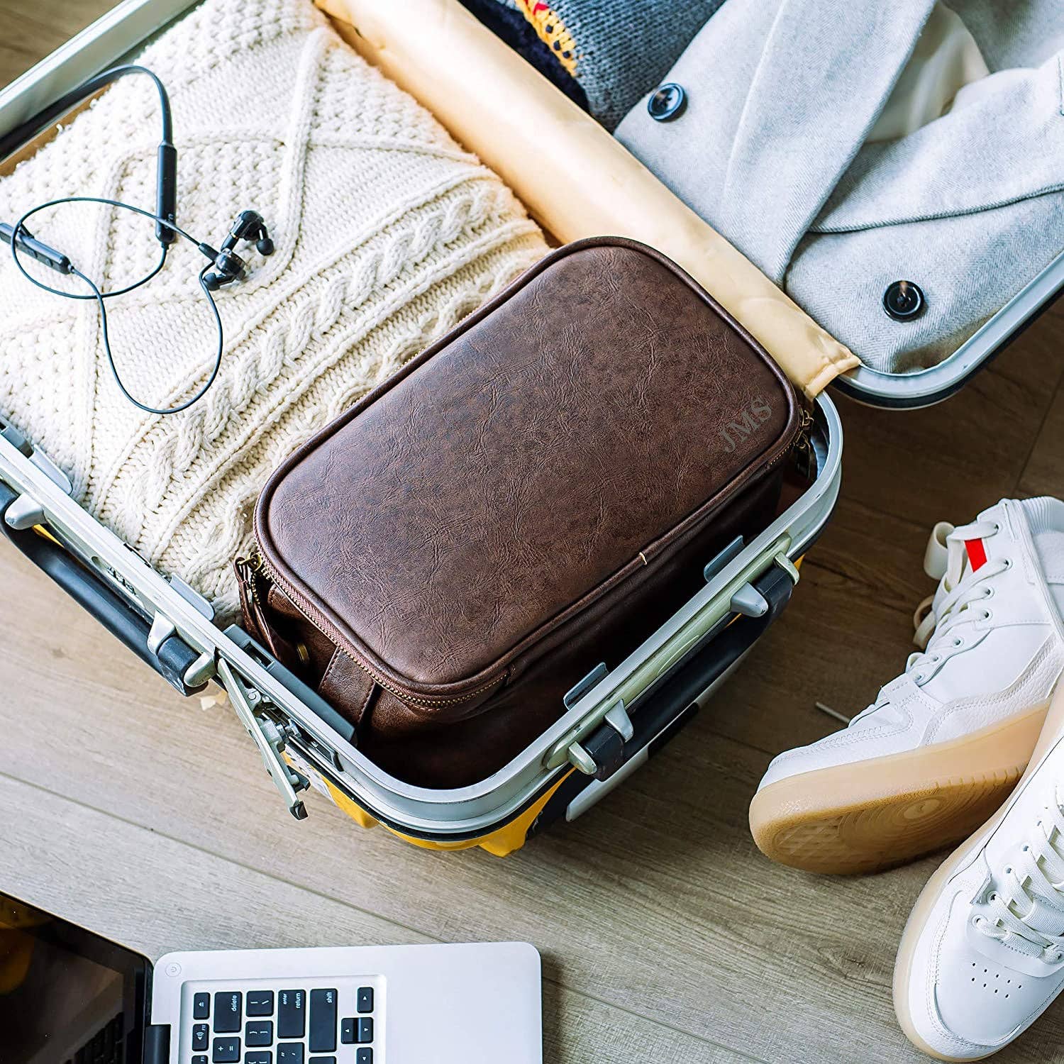 RockCow Leather Studio - Wholesale Toiletry Bag - Men's - Groomsmen Gift, Waterproof PU Leather Toiletry Bag, Vegan Leather Dopp Kit, Water-Resistant Bathroom Toiletries Organizer, Christmas Gift4