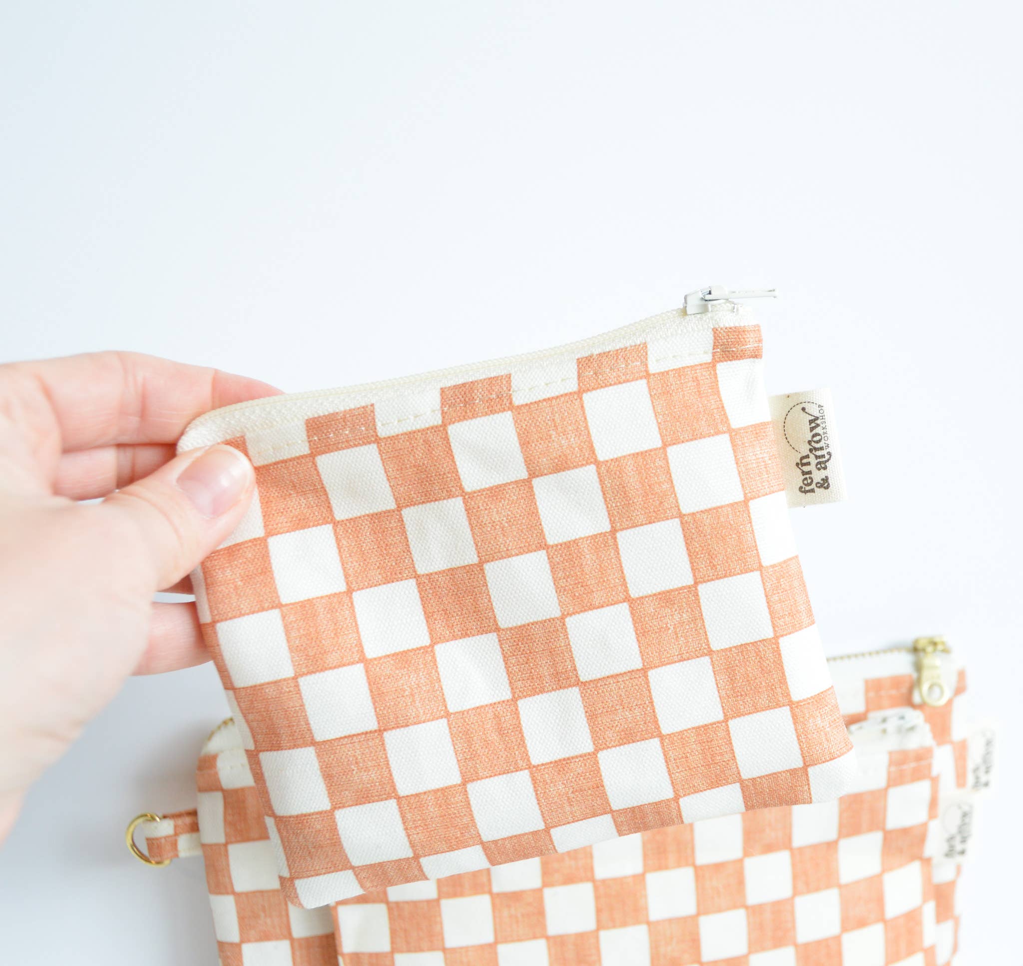 Fern & Arrow - Venta al por mayor Monedero - Mujer - Neceser de Maquillaje Boho Chic a Cuadros para Ella4