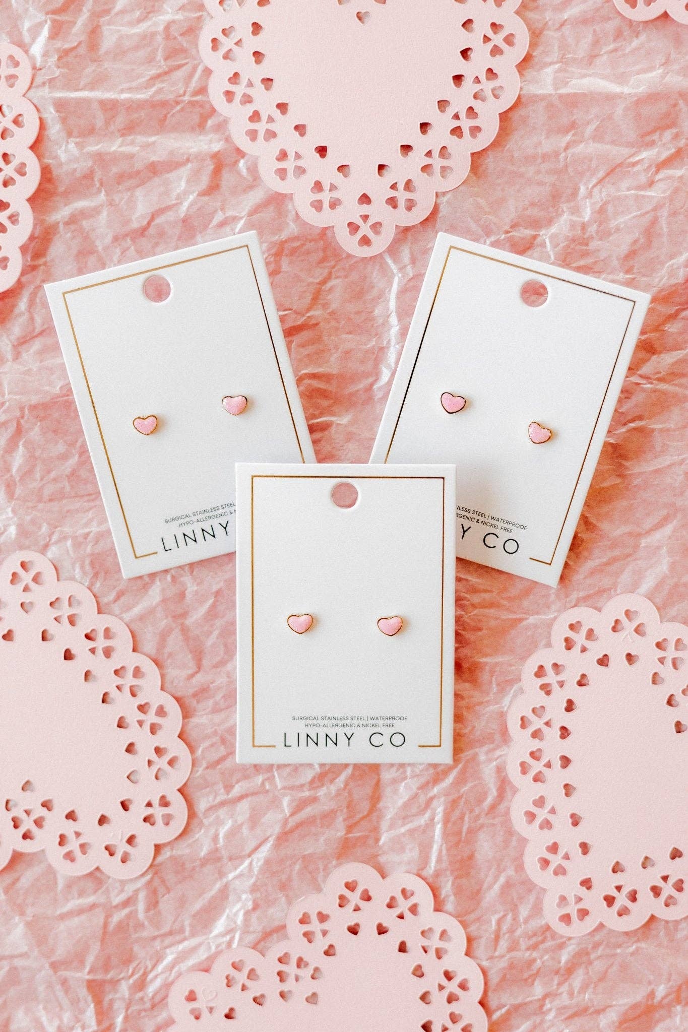 LINNY CO - Wholesale Stud/Post Earrings - Screwback Stud Earrings - Nora Heart Pink12
